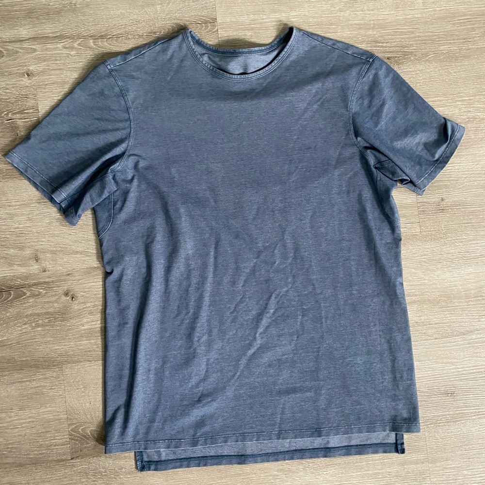 Lululemon Men’s T-Shirt